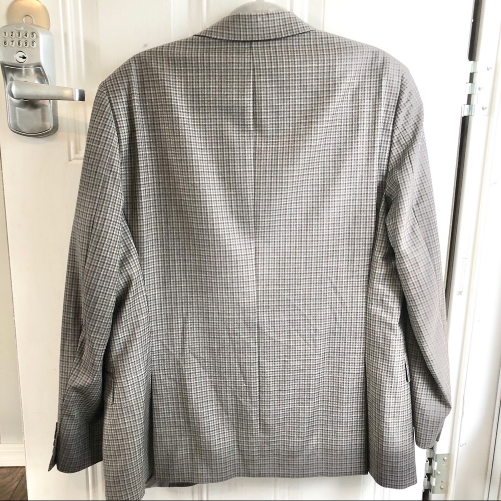 Hart Schafner Marx mens’ plaid suit jacket. - Picture 9 of 12